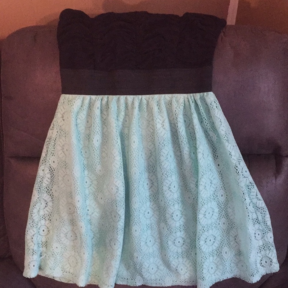 Strapless dress
